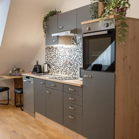 Paky 00317 Appartement